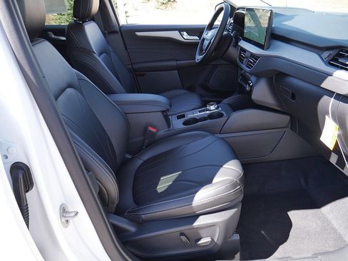 New 2026 Ford Escape Platinum w/ Premium Technology Package AWD/4WD image 33