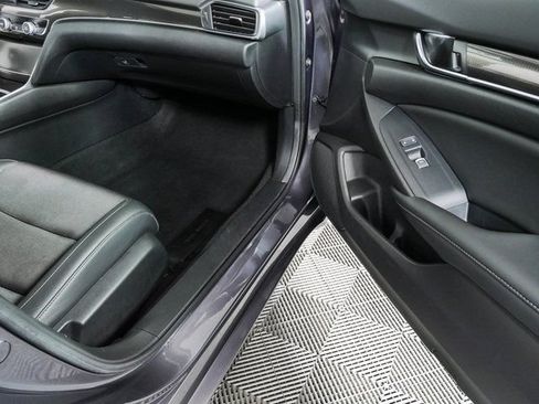 Used 2019 Honda Accord Sport image 22