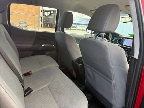 Used 2021 Toyota Tacoma SR5 w/ Technology Package image 16