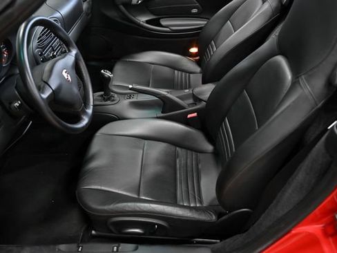 Used 2001 Porsche Boxster image 31