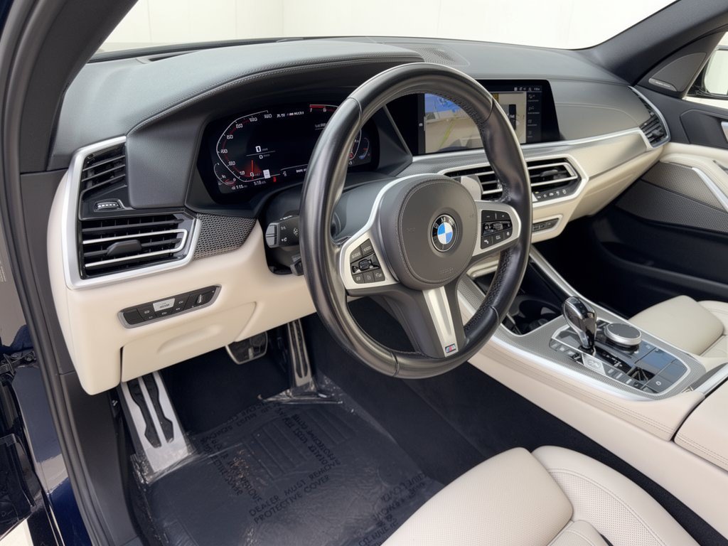Used 2022 BMW X5 M50i w/ Premium Package AWD/4WD image 4