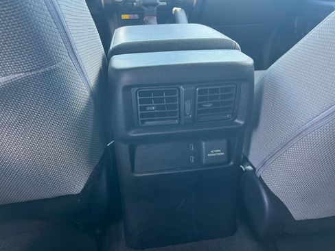 Used 2025 Toyota 4Runner TRD Off-Road AWD/4WD image 23