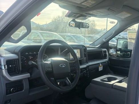 New 2026 Ford F250 XL w/ XL Chrome Package AWD/4WD image 23