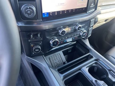 New 2026 Ford F250 Lariat w/ Lariat Ultimate Package image 35