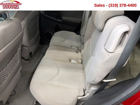 Used 2011 Toyota RAV4 4WD image 25