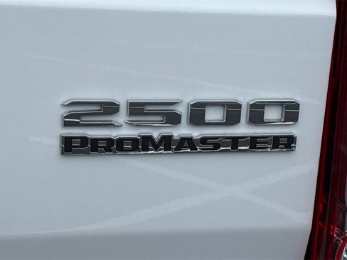 Used 2023 RAM ProMaster 2500 image 12