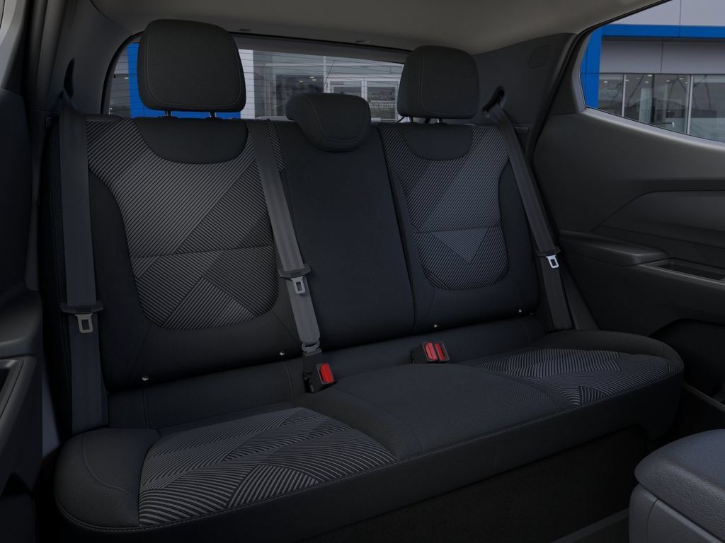 New 2027 Chevrolet Bolt LT w/ Comfort Package FWD image 17