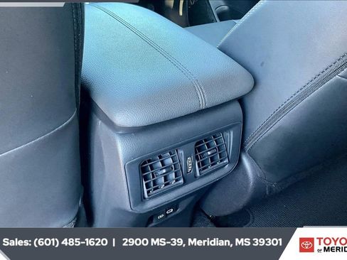 Used 2024 Toyota RAV4 XLE Premium image 24