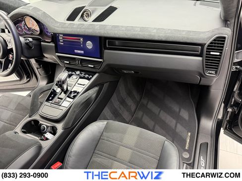 Used 2023 Porsche Cayenne Turbo GT image 74