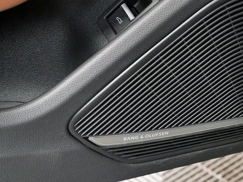 Used 2024 Audi A4 2.0T allroad Premium Plus AWD/4WD image 7
