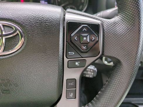 Used 2023 Toyota Tacoma TRD Sport AWD/4WD image 25