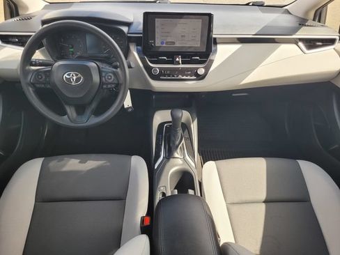 Used 2024 Toyota Corolla LE AWD/4WD image 14