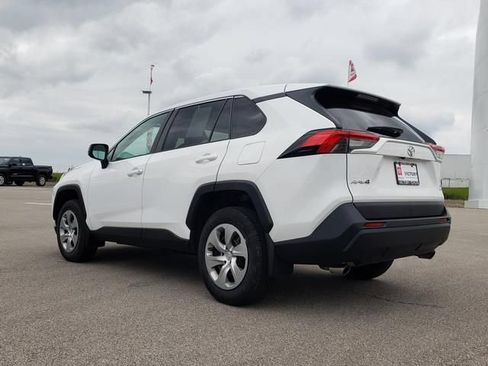 Used 2023 Toyota RAV4 LE AWD/4WD image 7