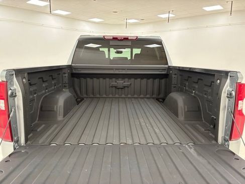 Certified 2025 Chevrolet Silverado 1500 High Country w/ High Country Premium Package AWD/4WD image 17