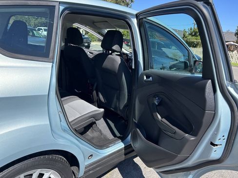 Used 2013 Ford C-MAX SE FWD image 17
