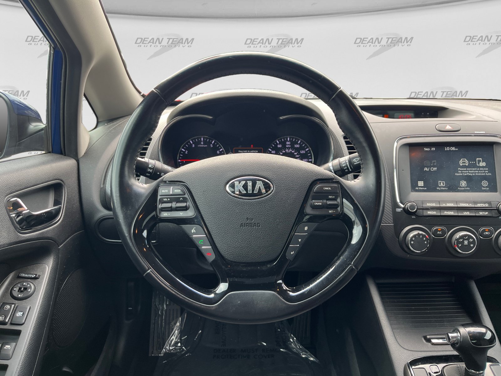 Used 2017 Kia Forte S w/ S Technology Package FWD image 14