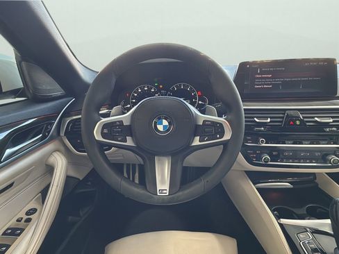 Used 2019 BMW 540i w/ M Sport Package RWD image 12