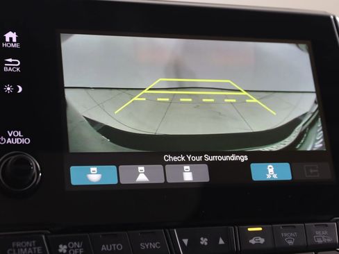 Used 2024 Honda Odyssey Touring image 10