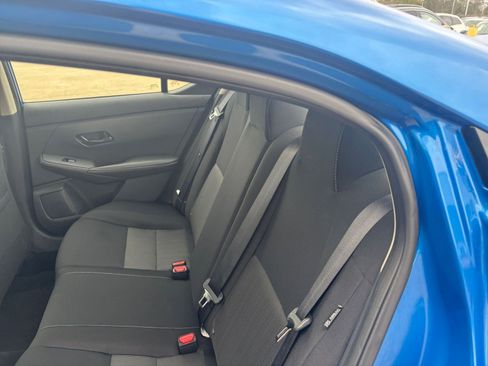 Used 2025 Nissan Sentra SV image 37