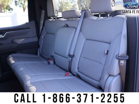 Used 2025 GMC Sierra 1500 SLT image 24
