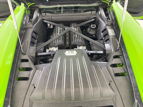 Used 2017 Lamborghini Huracan LP 580-2 RWD image 24