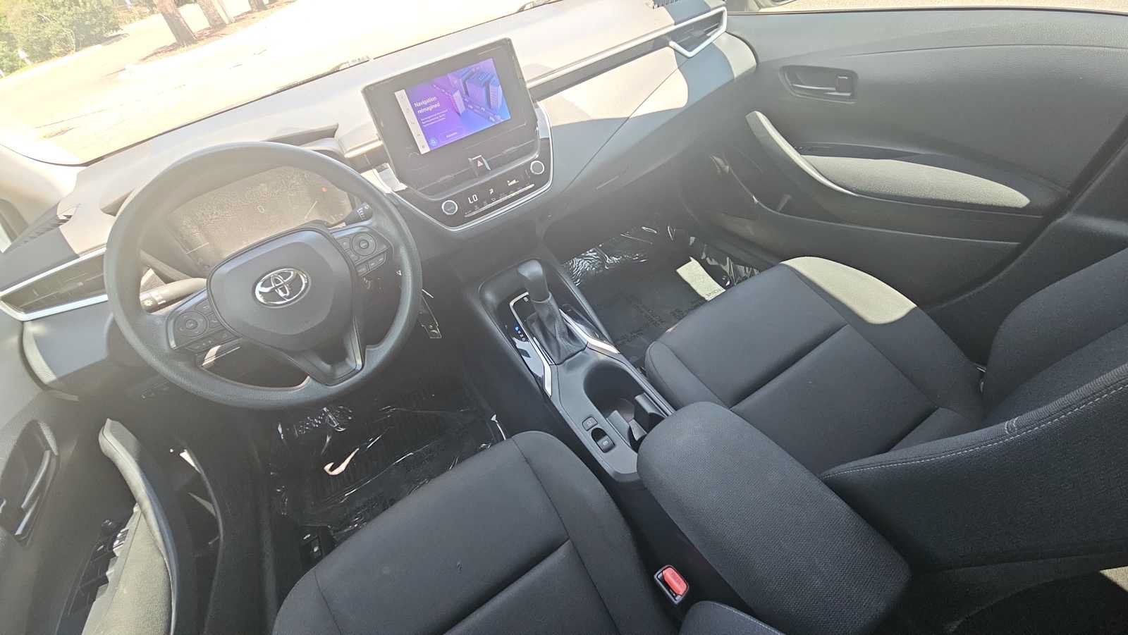 Used 2023 Toyota Corolla LE FWD image 22