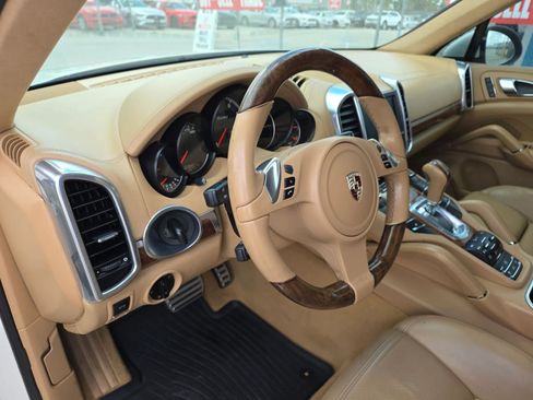 Used 2011 Porsche Cayenne Turbo AWD/4WD image 56