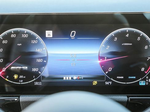 Used 2024 Mercedes-Benz GLA 35 AMG 4MATIC image 28