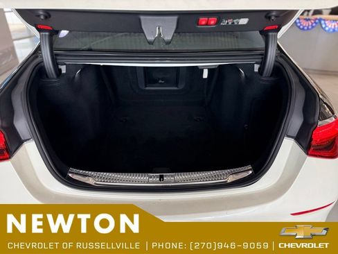 Used 2022 Mercedes-Benz S 500 4MATIC w/ AMG Line Package image 18
