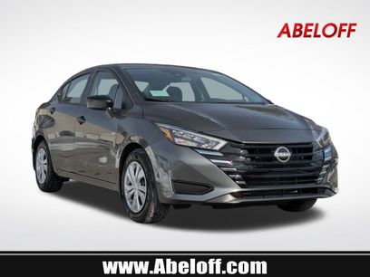 New 2025 Nissan Versa S w/ Trunk Package