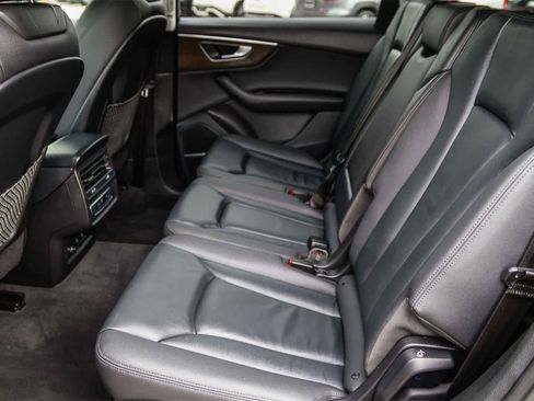 Used 2022 Audi Q7 Premium Plus w/ Premium Plus Package image 15