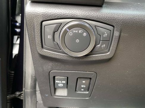 Used 2021 Ford Expedition Limited image 20