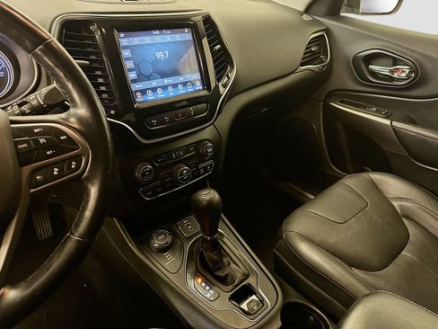 Used 2021 Jeep Cherokee Limited AWD/4WD image 25