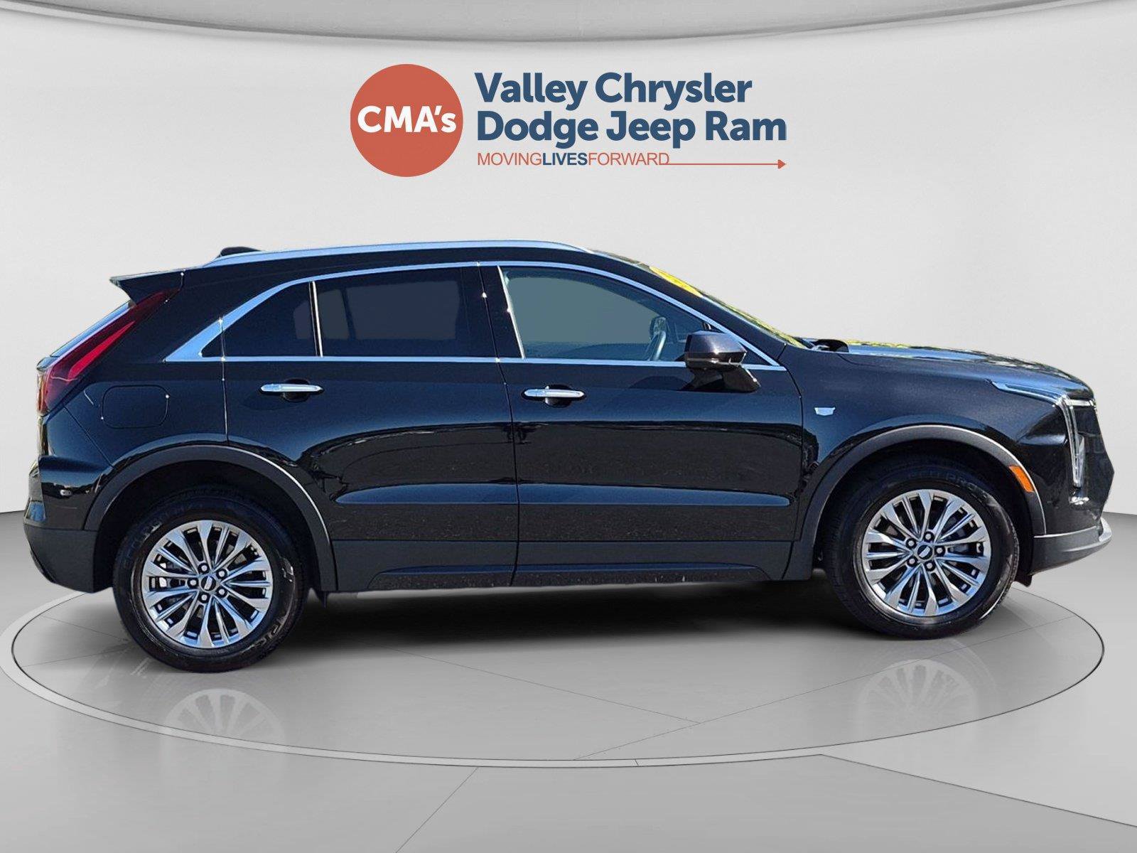 Used 2025 Cadillac XT4 Premium Luxury AWD/4WD image 6