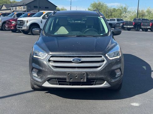 Used 2017 Ford Escape SE w/ SE Leather Comfort Package AWD/4WD image 2