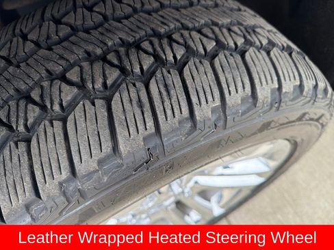 Used 2018 Chevrolet Silverado 1500 High Country image 33