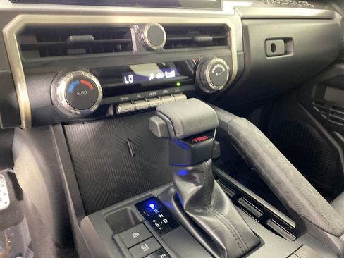 Used 2025 Toyota Tacoma TRD Off-Road image 22