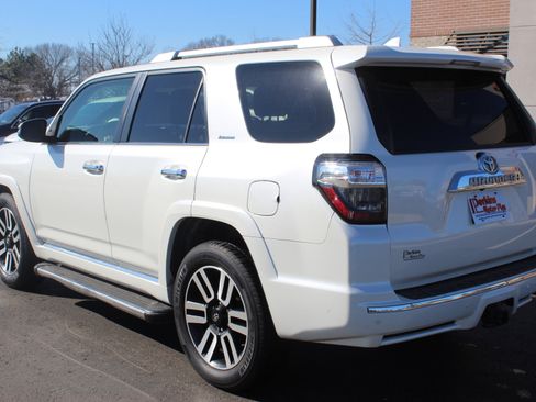 Used 2018 Toyota 4Runner Limited image 8