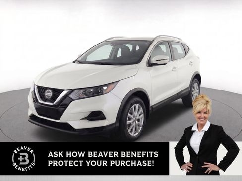 Used 2020 Nissan Rogue Sport SV FWD image 1