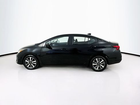 Used 2024 Nissan Versa SV FWD image 4