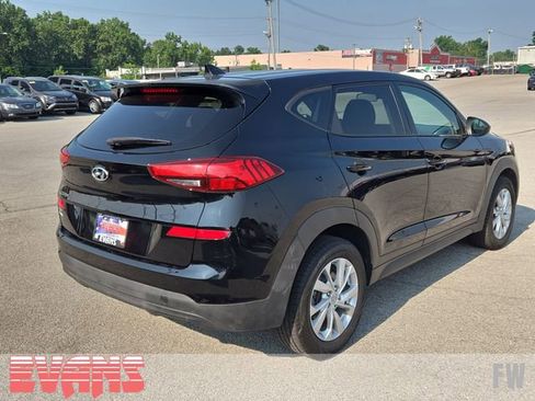 Used 2019 Hyundai Tucson SE image 26