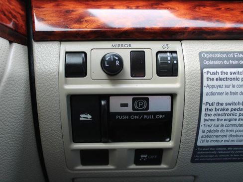 Used 2011 Subaru Outback 3.6R Limited image 44