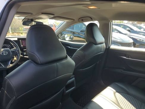 Used 2024 Toyota Camry SE FWD image 9