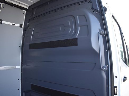 New 2025 Mercedes-Benz Sprinter 2500 image 9