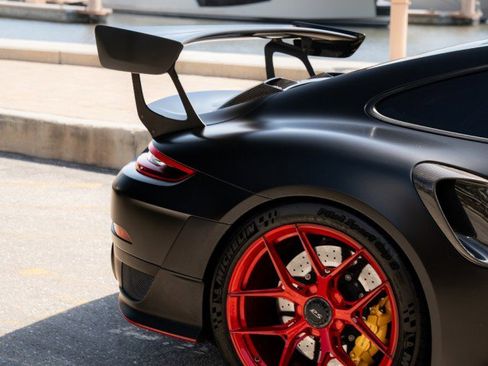Used 2018 Porsche 911 GT2 RS RWD image 39