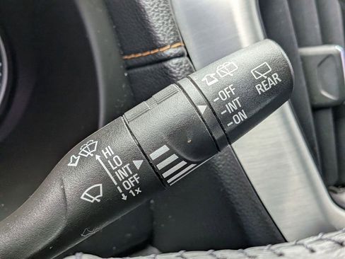 Used 2019 GMC Terrain SLT w/ Preferred Package AWD/4WD image 22