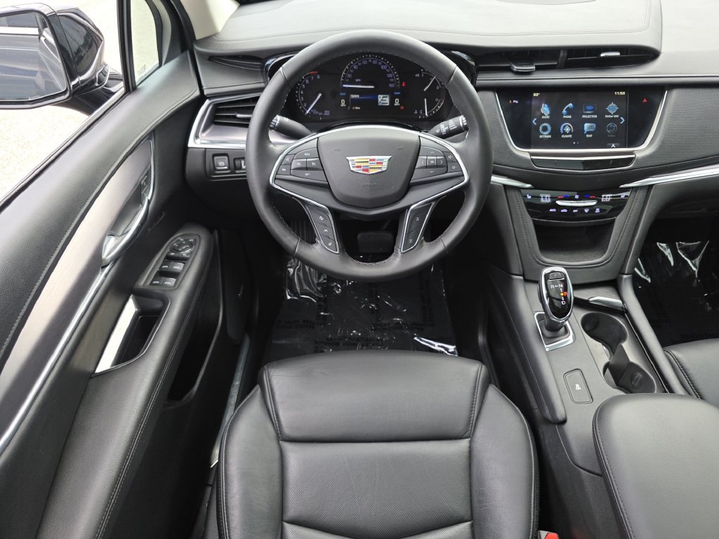 Used 2019 Cadillac XT5 Luxury FWD image 2
