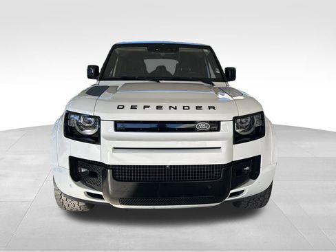 Used 2020 Land Rover Defender 110 SE image 13