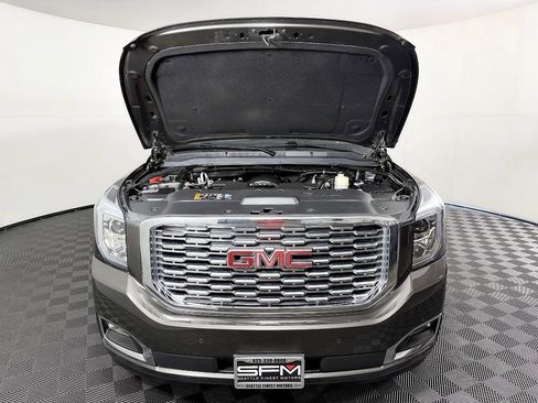 Used 2019 GMC Yukon Denali AWD/4WD image 21