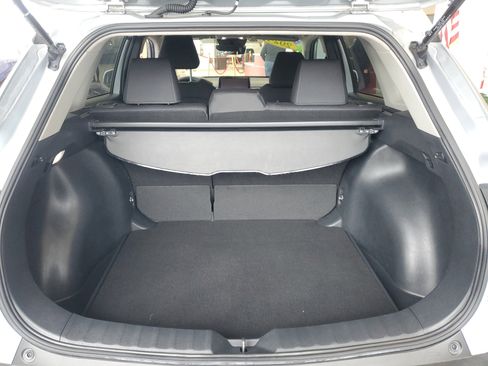 Certified 2024 Toyota Corolla Cross LE w/ Moonroof Package image 6